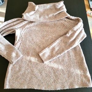 Liz Claiborne turtleneck sweater